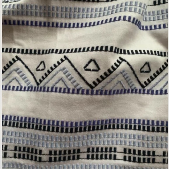 WHBM Pencil Skirt Aztec - Picture 3 of 3